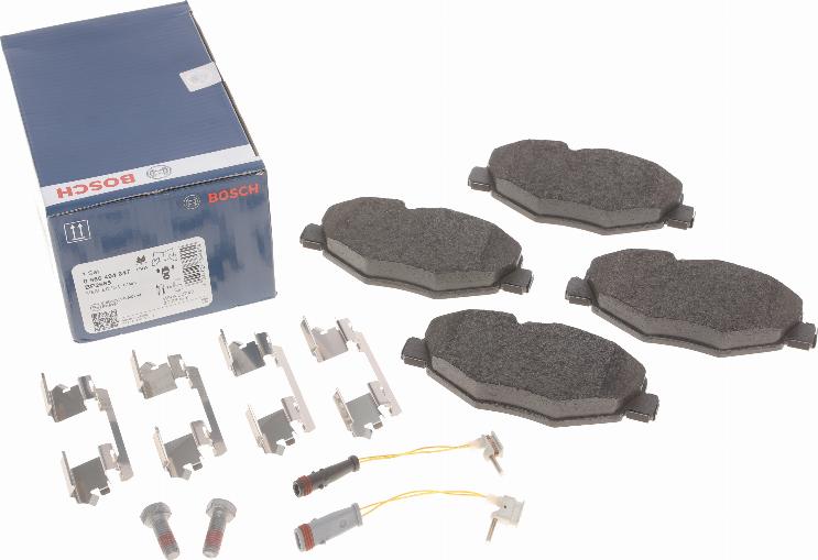 BOSCH 0 986 494 647 - Brake Pad Set, disc brake onlydrive.pro