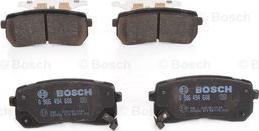 BOSCH 0 986 494 608 - Brake Pad Set, disc brake onlydrive.pro