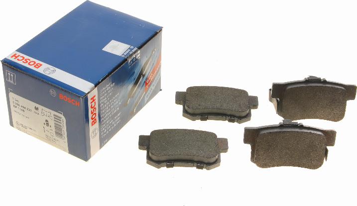 BOSCH 0 986 494 233 - Brake Pad Set, disc brake onlydrive.pro