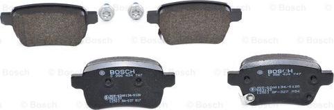 BOSCH 0 986 494 747 - Тормозные колодки, дисковые, комплект onlydrive.pro