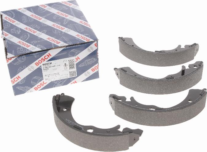 BOSCH 0 986 487 440 - Stabdžių trinkelių komplektas onlydrive.pro