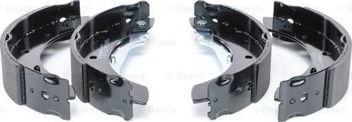 BOSCH 0 986 487 585 - Комплект тормозных колодок, барабанные onlydrive.pro