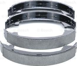 BOSCH 0 986 487 608 - Piduriklotside komplekt,seisupidur onlydrive.pro