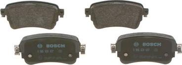 BOSCH 0 986 424 437 - Brake Pad Set, disc brake onlydrive.pro