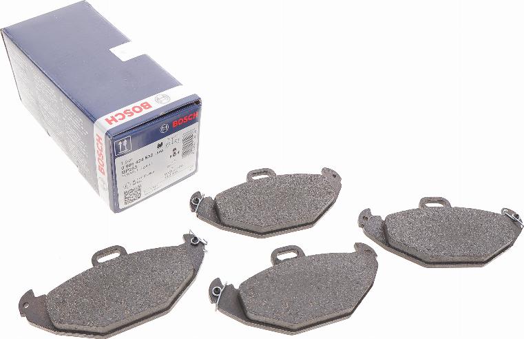 BOSCH 0 986 424 532 - Brake Pad Set, disc brake onlydrive.pro