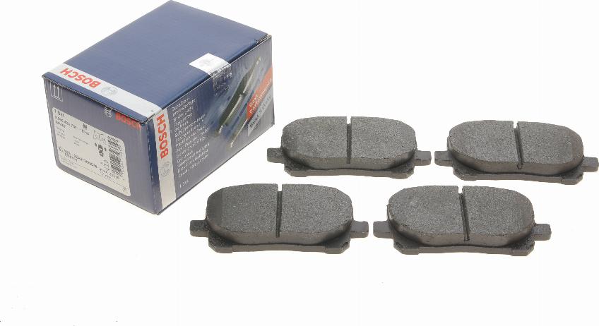 BOSCH 0 986 424 761 - Brake Pad Set, disc brake onlydrive.pro