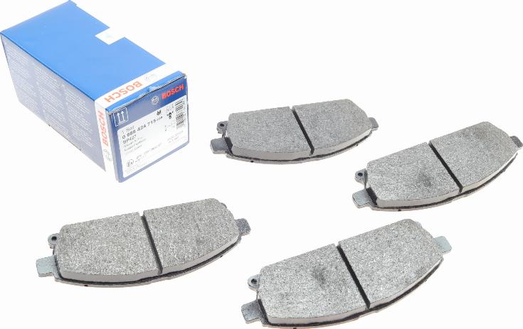 BOSCH 0 986 424 715 - Brake Pad Set, disc brake onlydrive.pro