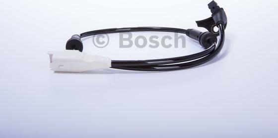 BOSCH 0 986 594 559 - Sensor, wheel speed onlydrive.pro