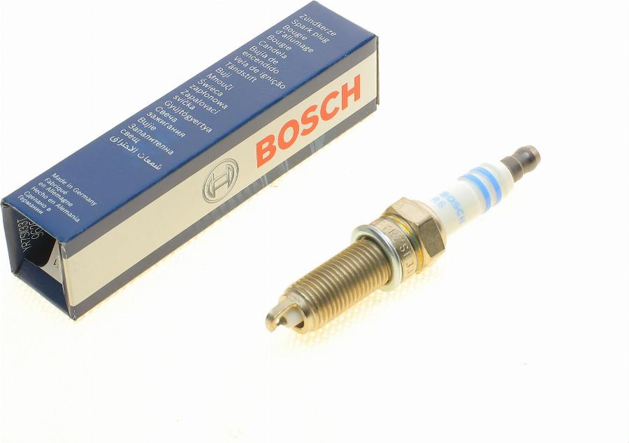 BOSCH 0 242 135 556 - Spark Plug onlydrive.pro