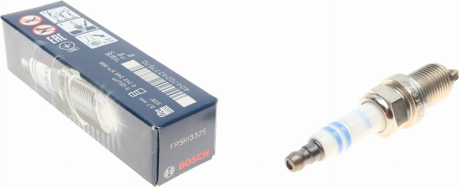 BOSCH 0 242 245 571 - Свеча зажигания onlydrive.pro