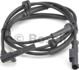 BOSCH 0 265 007 543 - Sensor, wheel speed onlydrive.pro