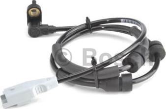 BOSCH 0 265 007 084 - Sensor, wheel speed onlydrive.pro