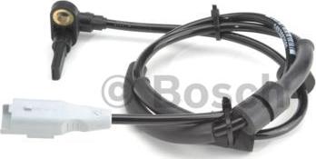 BOSCH 0 265 007 083 - Sensor, wheel speed onlydrive.pro