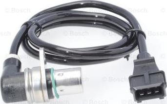 BOSCH 0 261 210 030 - Sensor, crankshaft pulse onlydrive.pro