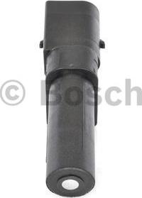 BOSCH 0 261 210 141 - Sensor, crankshaft pulse onlydrive.pro