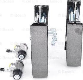 BOSCH 0 204 114 546 - Комплект тормозных колодок, барабанные onlydrive.pro