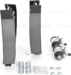 BOSCH 0 204 114 156 - Комплект тормозных колодок, барабанные onlydrive.pro