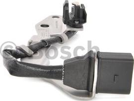 BOSCH 0 232 101 031 - Sensor, camshaft position onlydrive.pro