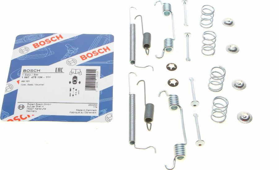 BOSCH 1 987 475 134 - Tarvikesarja, jarrukengät onlydrive.pro