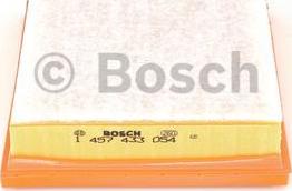 BOSCH 1 457 433 054 - Воздушный фильтр, двигатель onlydrive.pro