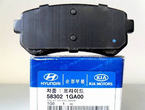 Hyundai 58302-1GA00 - Bremžu uzliku kompl., Disku bremzes onlydrive.pro