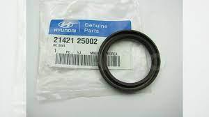 Hyundai 21421-25002 - Shaft Seal, crankshaft onlydrive.pro