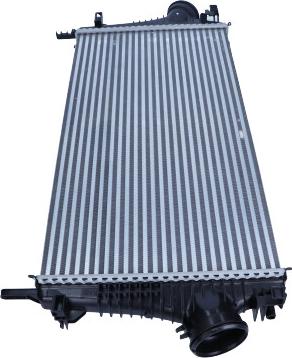 Maxgear AC653811 - Intercooler, charger onlydrive.pro