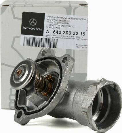 Mercedes-Benz A6422002215 - Coolant thermostat / housing onlydrive.pro