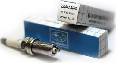 Subaru 22401AA670 - Свеча зажигания onlydrive.pro