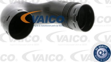 VAICO V10-2512 - Впускная труба, подвод воздуха onlydrive.pro