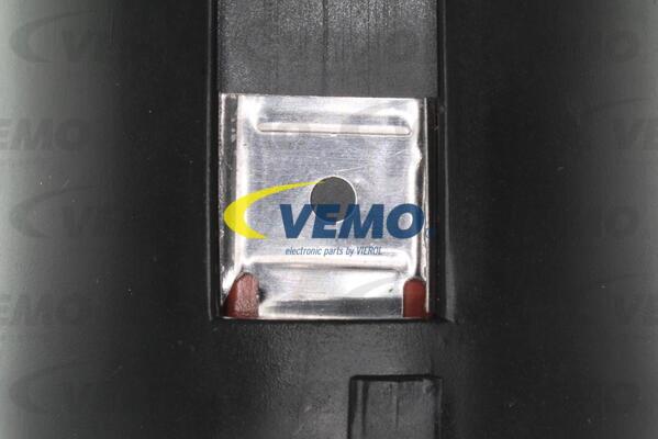 Vemo V10-70-0032 - Distributor Cap onlydrive.pro