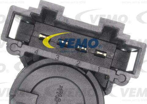 Vemo V10-73-0098 - Brake Light Switch / Clutch onlydrive.pro