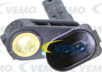 Vemo V10-72-1056 - Sensor, wheel speed onlydrive.pro