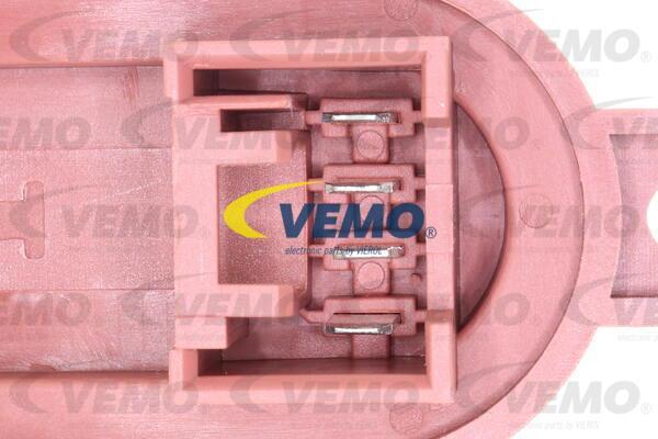 Vemo V24-79-0004 - Regulator, passenger compartment fan onlydrive.pro